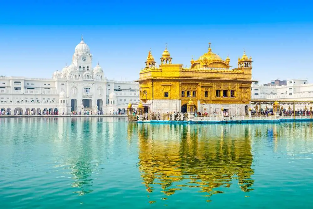 Chandigarh To Amritsar Taxi 2 chandigarh to amritsar tour package