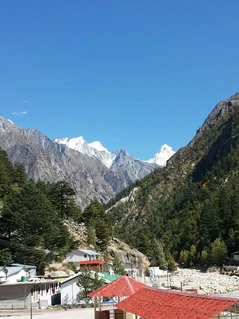 Hire Taxi from Black Taxi India to Gangotri