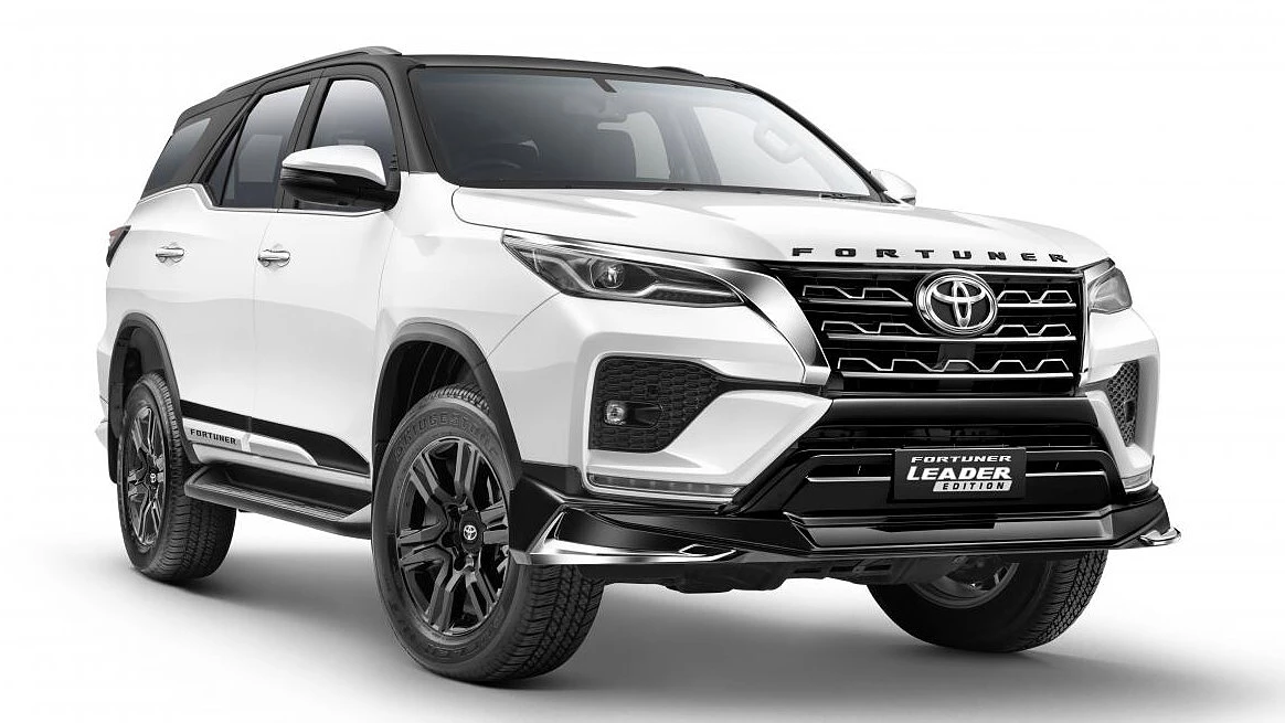 Hire Fortuner in Chandigarh