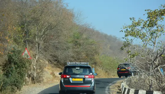 Delhi to Rishikesh Taxi Service 3 Delhi to Rishikesh Taxi Service