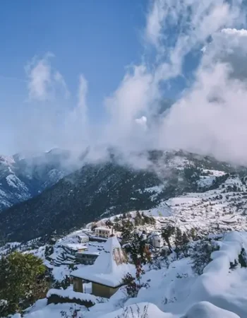 Cities 5 Manali mountain in snow and cloud - Chandigarh to Manali taxi