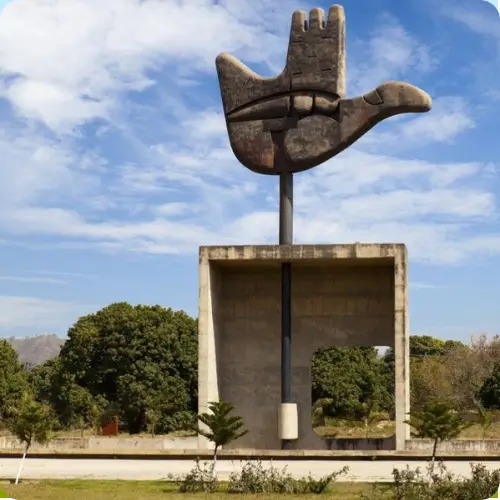 Amritsar to Chandigarh Taxi Service 1 Chandigarh hand monument
