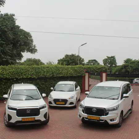 Chandigarh To Jammu Taxi 6 innova,swift and Scorpio for Chandigarh to jammu taxi